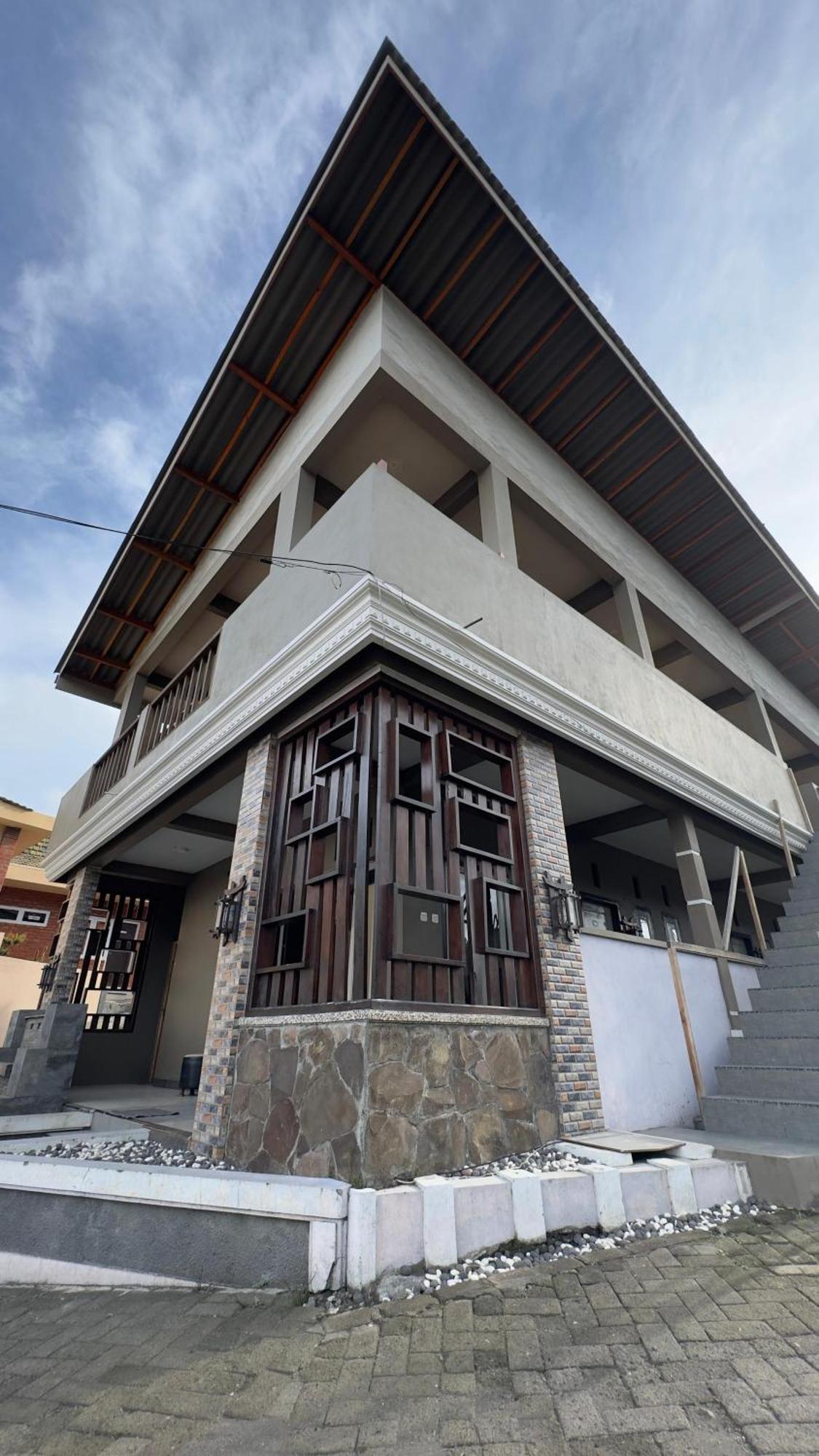 Sky View Bromo Guest House Ngadisari Екстер'єр фото