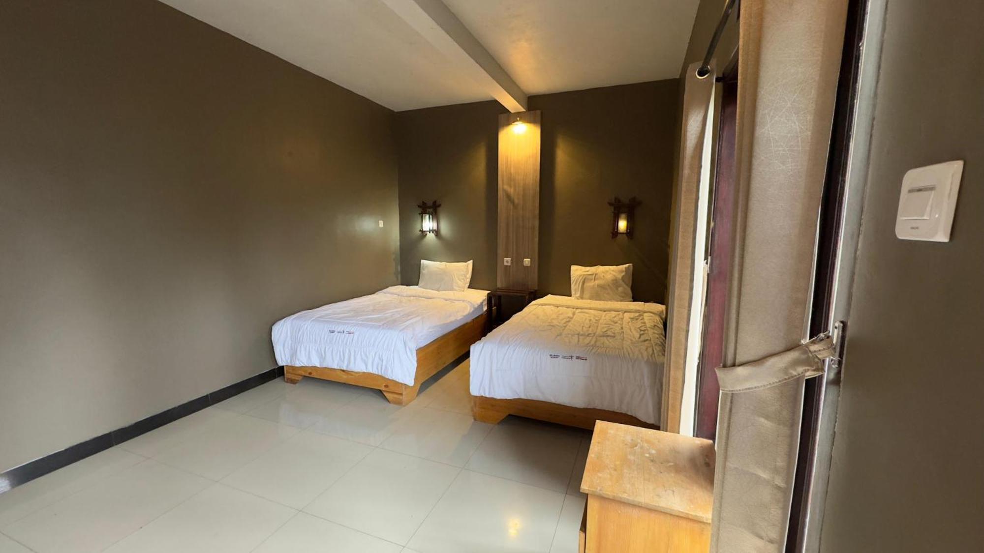 Sky View Bromo Guest House Ngadisari Екстер'єр фото