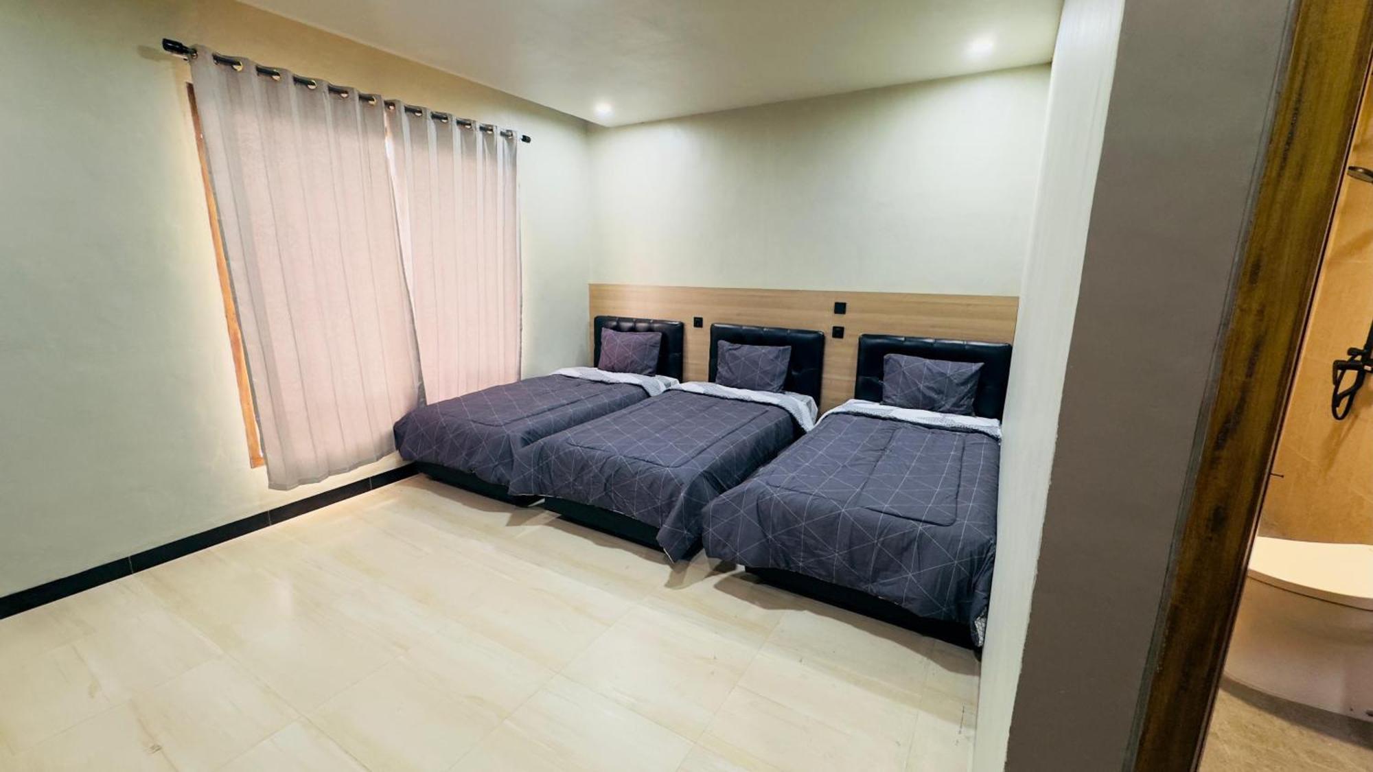Sky View Bromo Guest House Ngadisari Екстер'єр фото